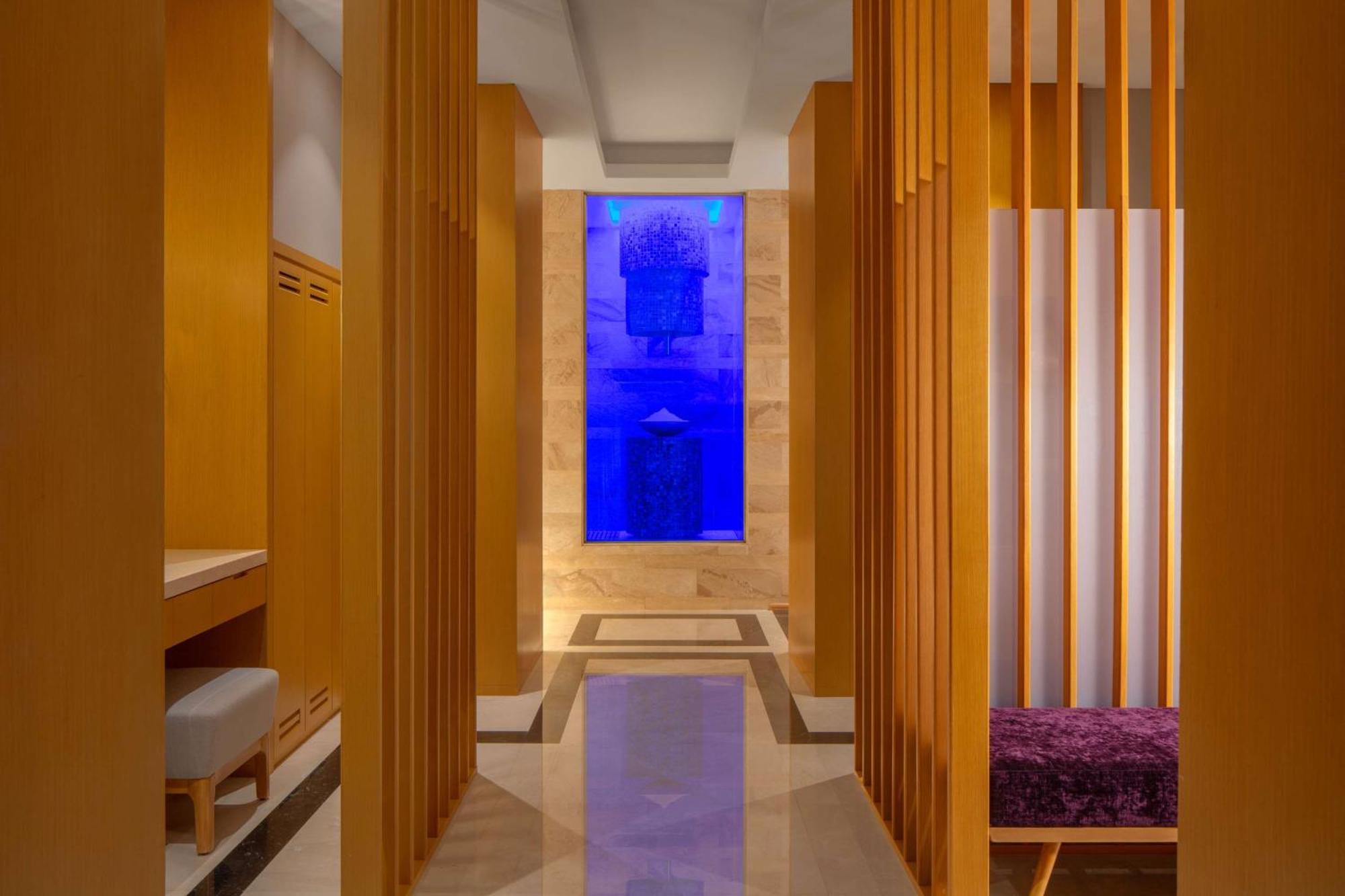 Hyatt Regency Riyadh Olaya Exteriér fotografie The spa at The Westin
